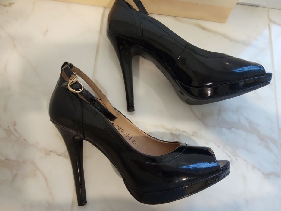 Туфли на каблуке T.Taccardi р.39