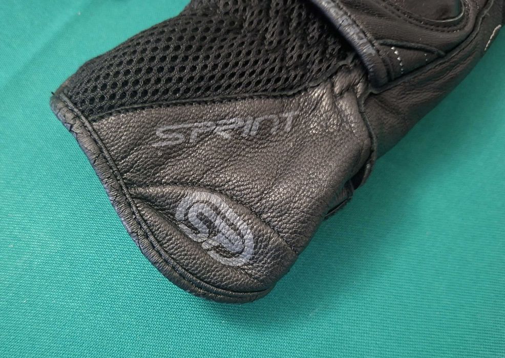 Luvas Sprint Acesport, respiráveis, com proteções