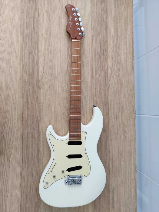 Sire Larry Carlton S7 SSS Strat Esquerdino Canhoto Guitarra Eléctrica