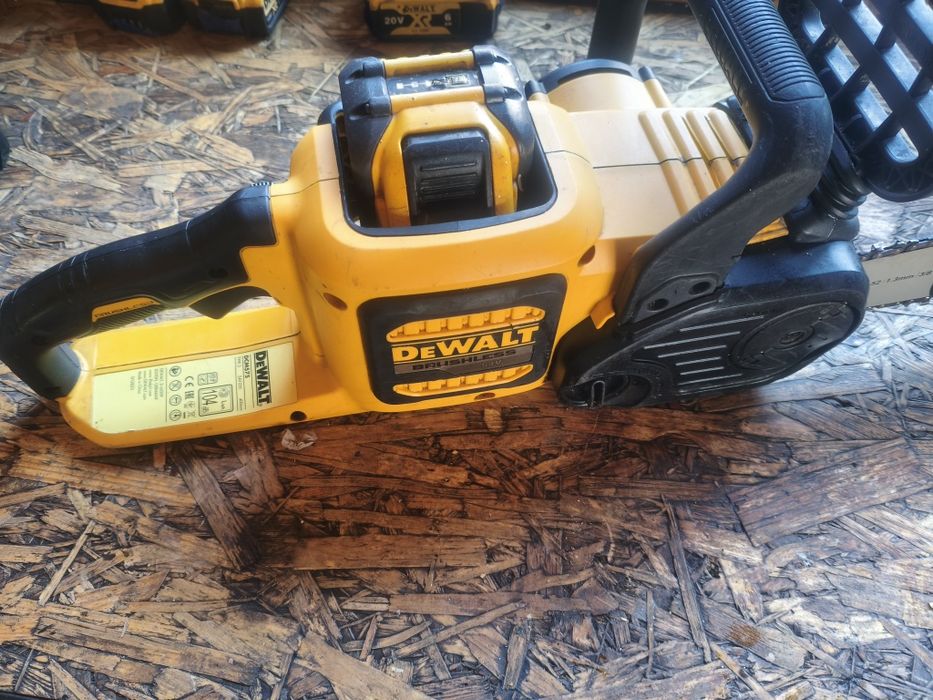 Piła łańcuchowa DeWalt dcm575 Aku 9ah ładowarka