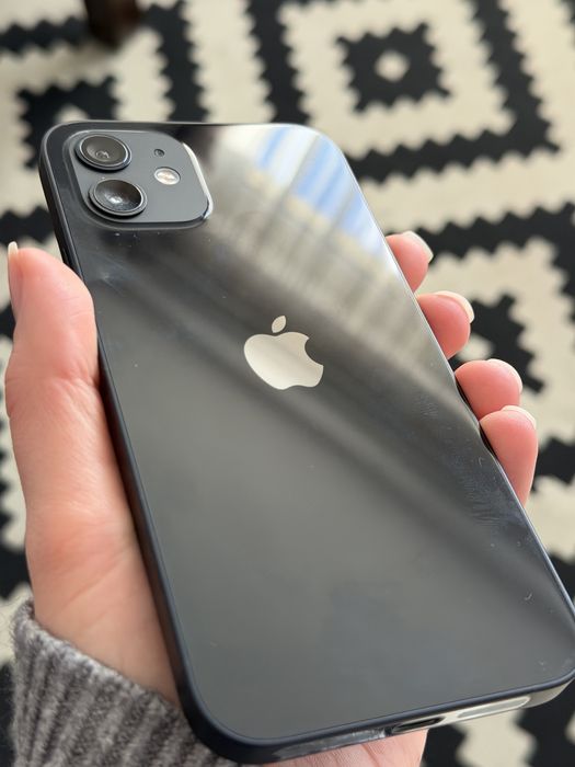 iPhone 12 czarny 128 gb