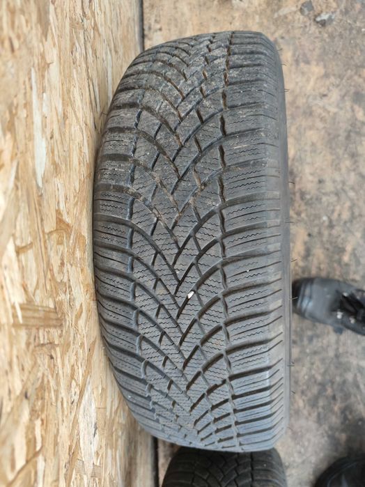 Opony Zimowe Bridgestone Blizzak LM005 205/60/16 R16 2 szt. 6mm