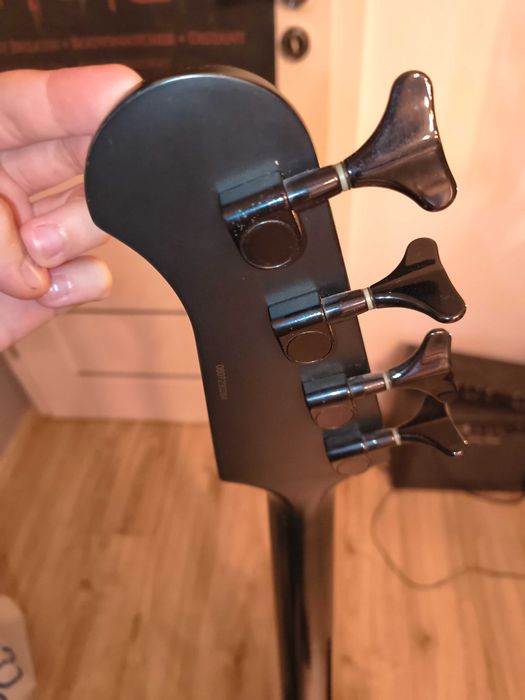 Epiphone Embassy IV Standard plus gitara basowa aktywna gibson