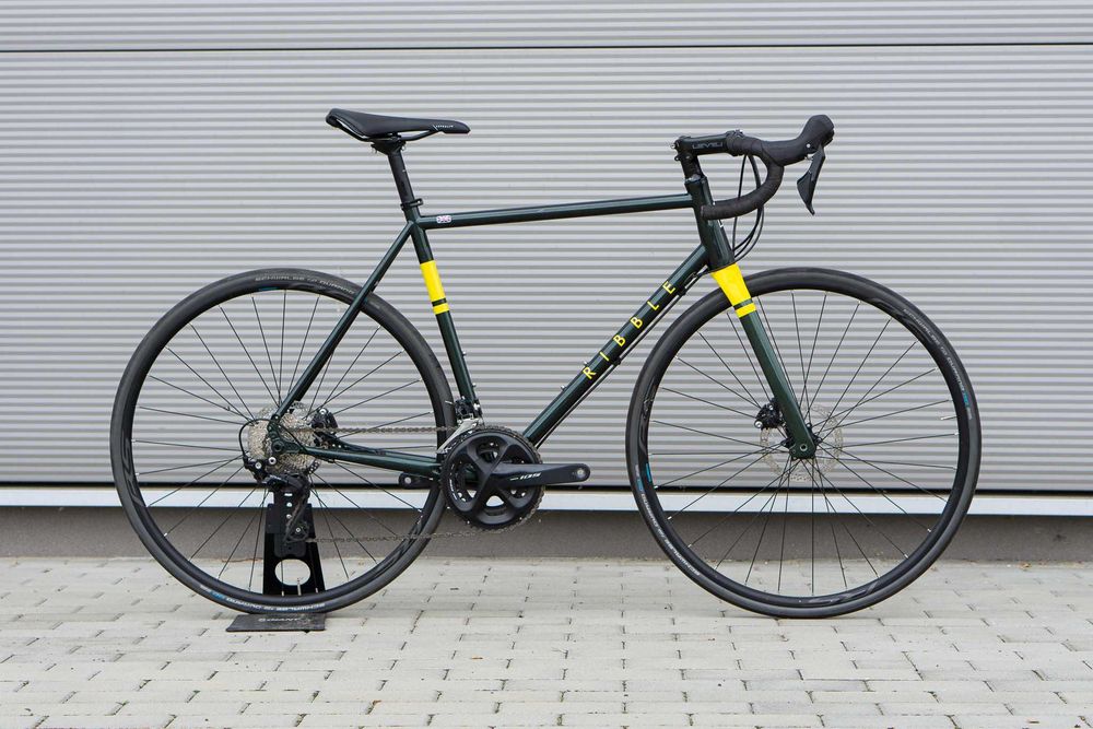 Stalowy Rower Szosowy Ribble Endurance 725 Disc - Sport Shimano 105 2x11 L