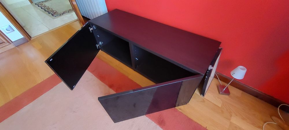 Móvel de sala preto