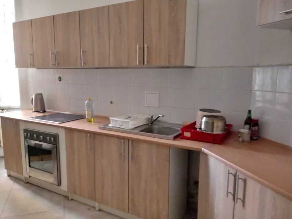 Do wynajęcia miejsce w dwuosobowym pokoju dla studentki I-IV roku w centrum Krakowa