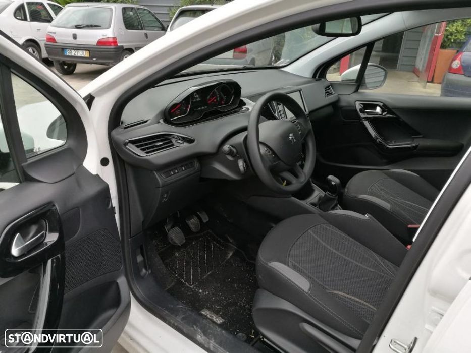 Peugeot 208 1.6 hdi de 2016 para peças
