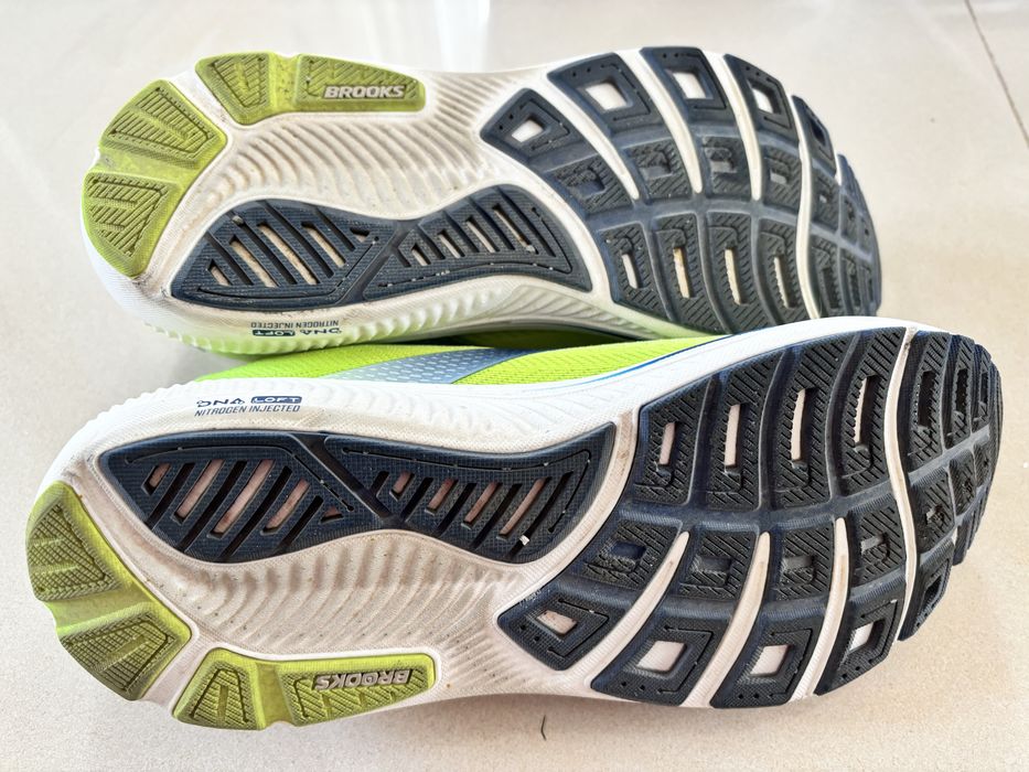 Brooks Ghost 17