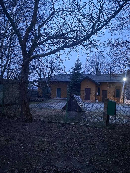 Do wynajęcia 4 pomieszczenia socjalne z łazienką w spokojnej okolicy