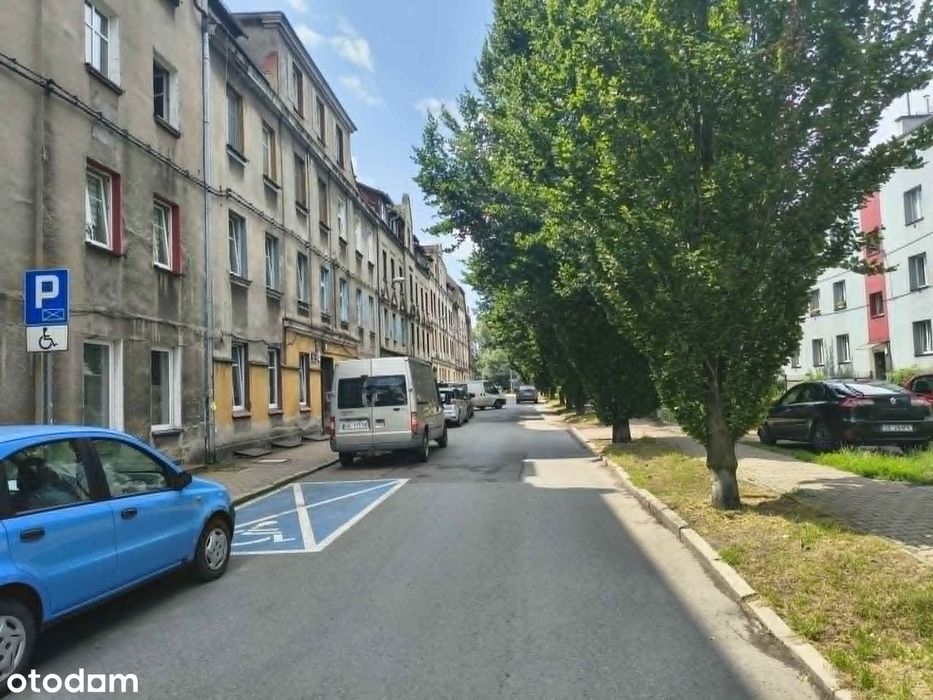 Kawalerka w doskonałej lokalizacji do generalnego remontu