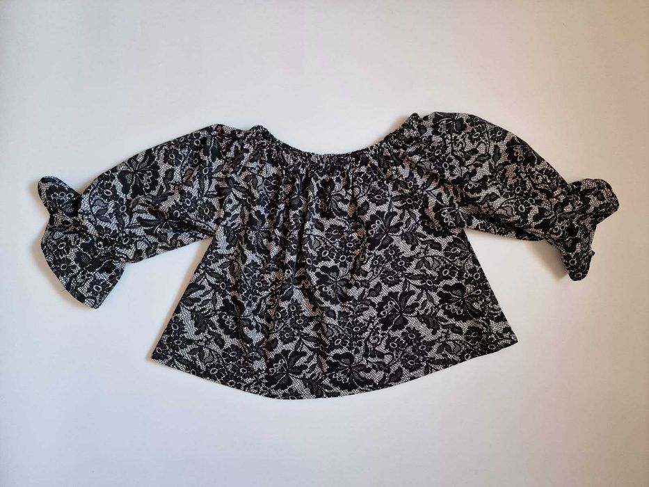 Женская блузка кроп топ открытые плечи длинные рукава missi london