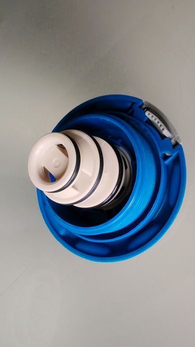 Бачок розширювальний з новою кришкою Audi VAG