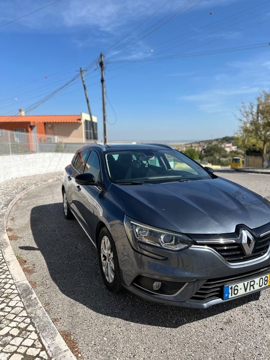Renault Megane IV 1.5 dCi 2018/11 Nacional — photo 2