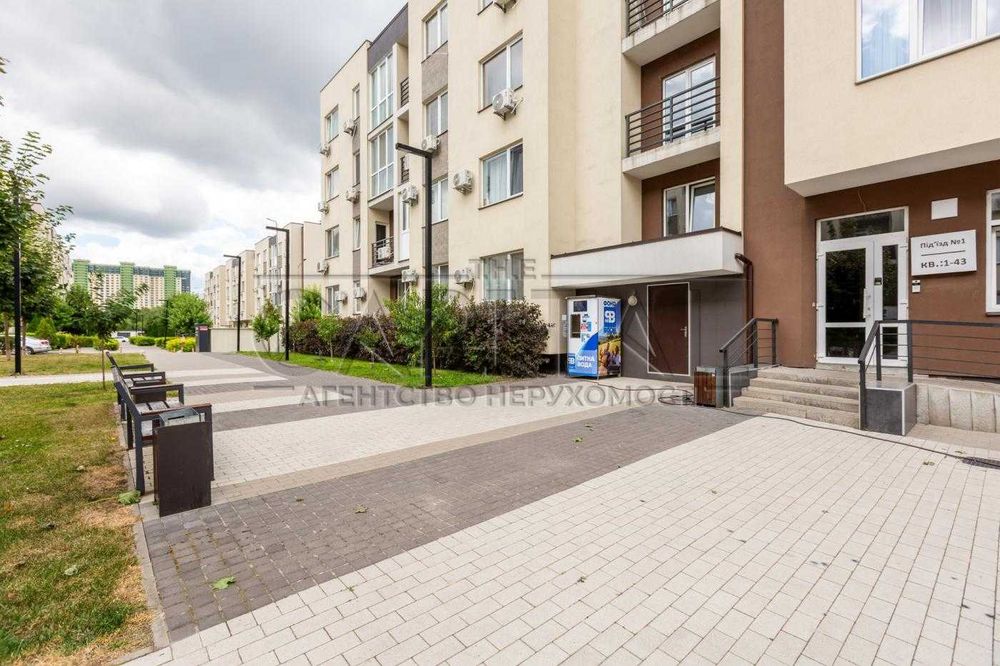 Продаж комерційного приміщення,  ЖК Parkland, вул. Михайла Дерегуса