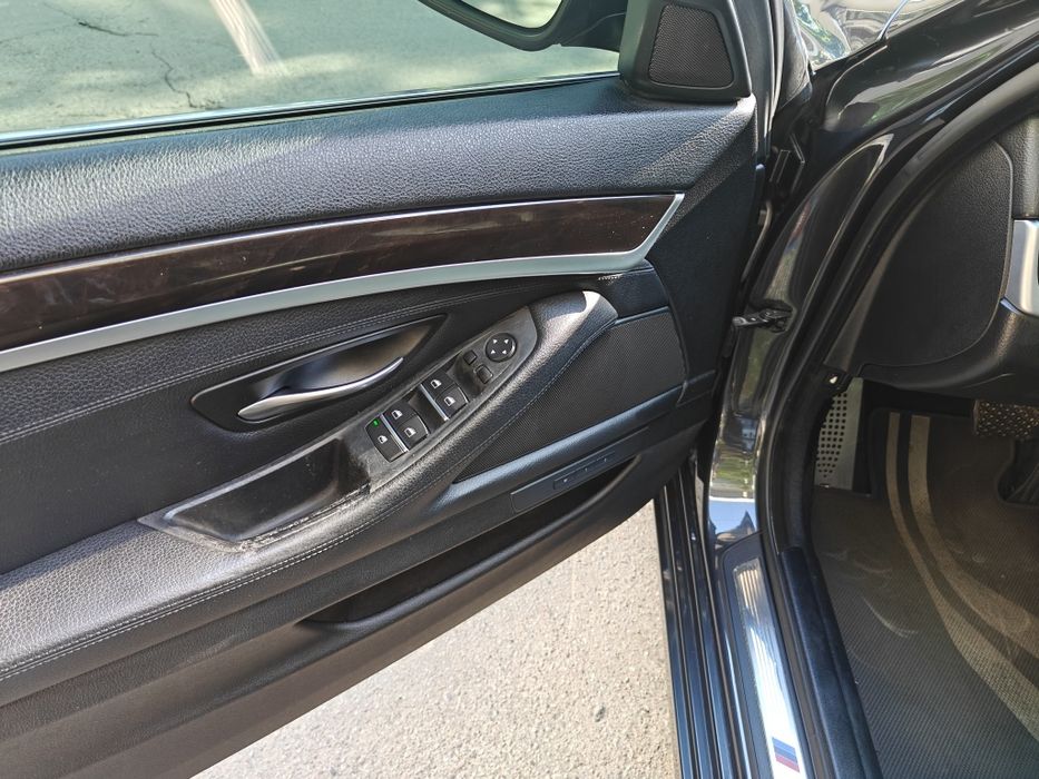 Bmw 528 x driver