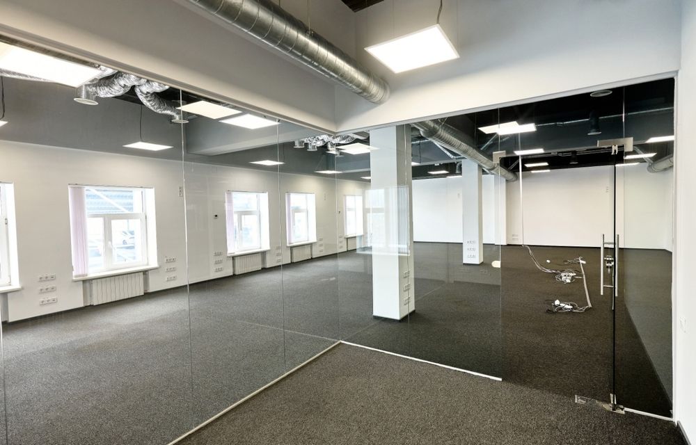 Оренда Офісу 266 m² + 362 m² | Без Комісії | Центр Міста | м.Олімпійська