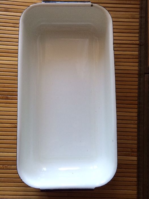 Лоток эмалированный