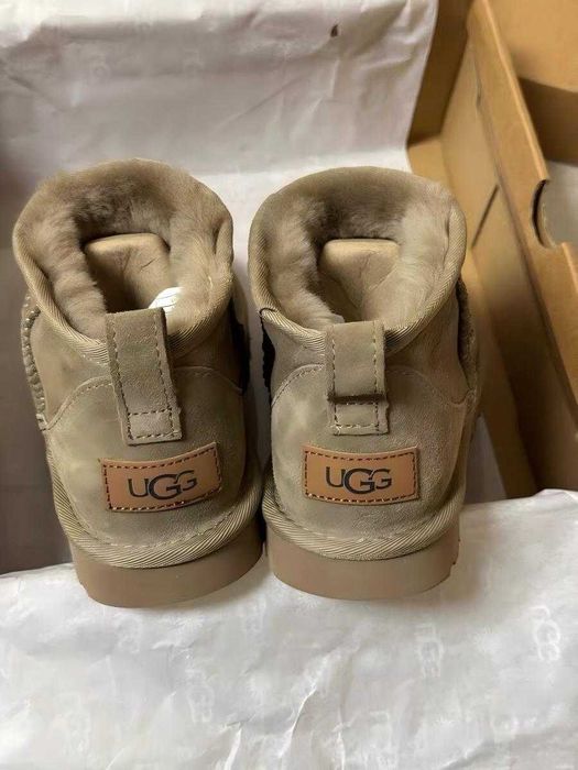 UGG Classic Ultra min R.41