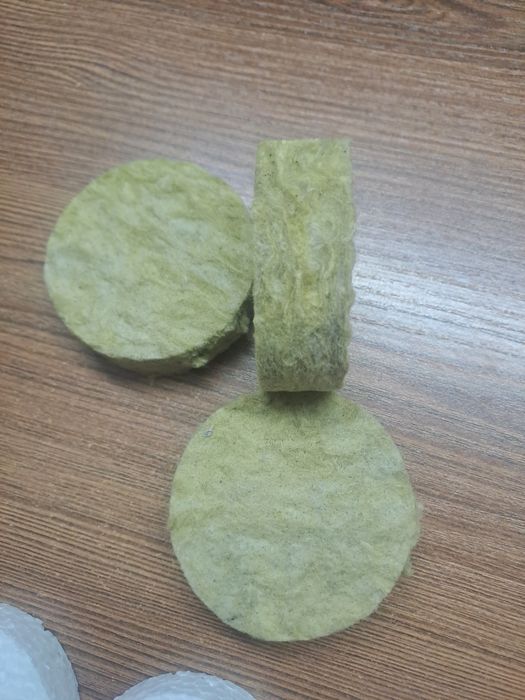 Продаж заглушок з пінопласту і вати