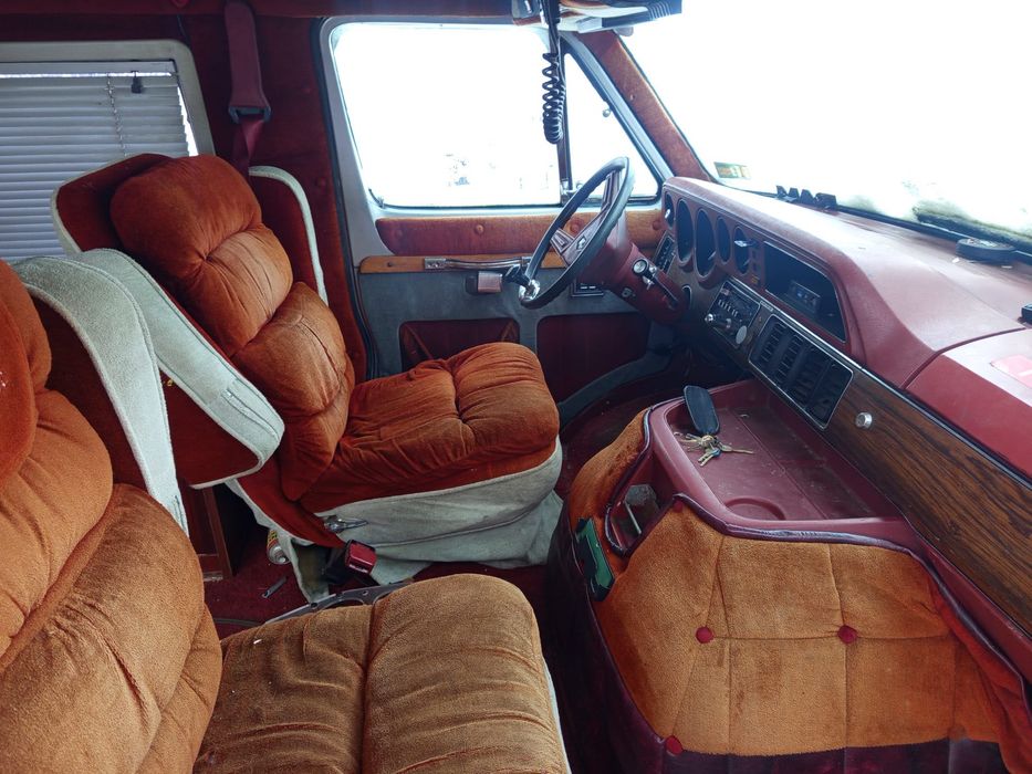 Chrysler Dodge Ram 150 3.7 B Van Salonka Kamper 1984r zabytek Okazja