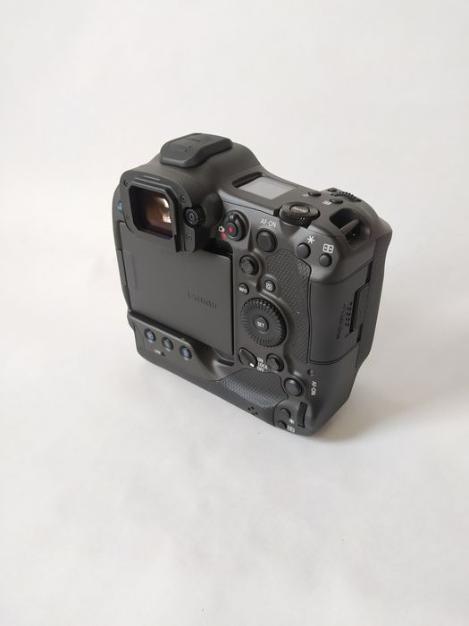 Фотоапарат Canon EOS R3 Body, Новий !