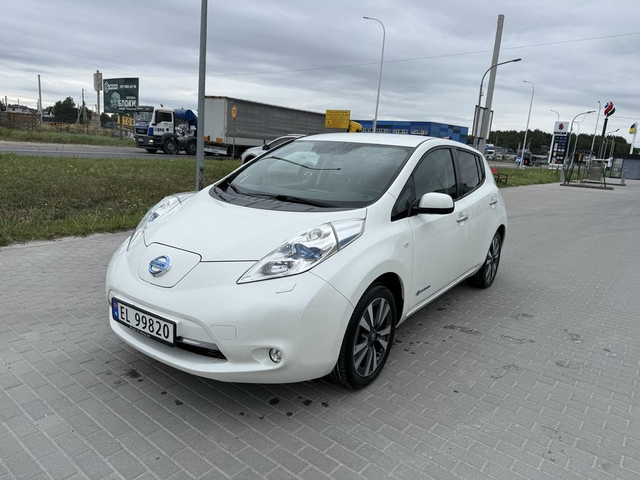 Nissan Leaf 30kwh 2016рв TEKNA
