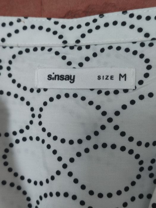 Elegancka bluzka damska Sinsay. Rozmiar M