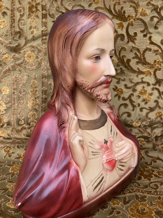 Popiersie Jezusa z sercem Jezus figurka duza