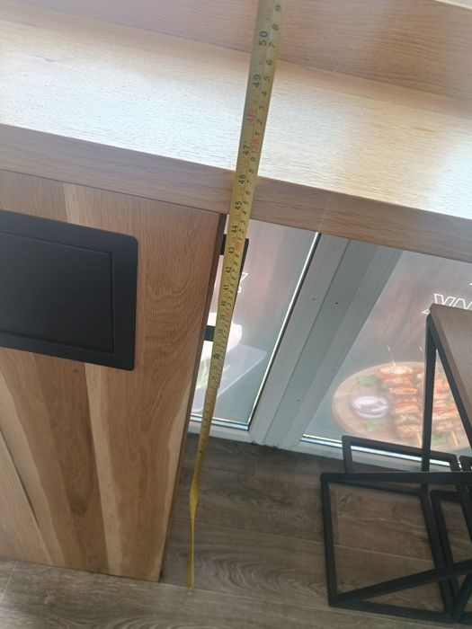 Продам дубову барну стійку з комплектом стільців