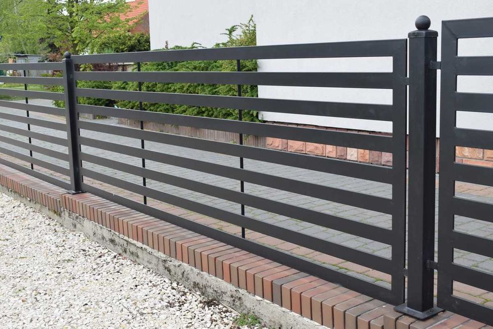 Brama wjazdowa skrzydłowa panelowa 100x20 sztachetki Nowoczesna Modern