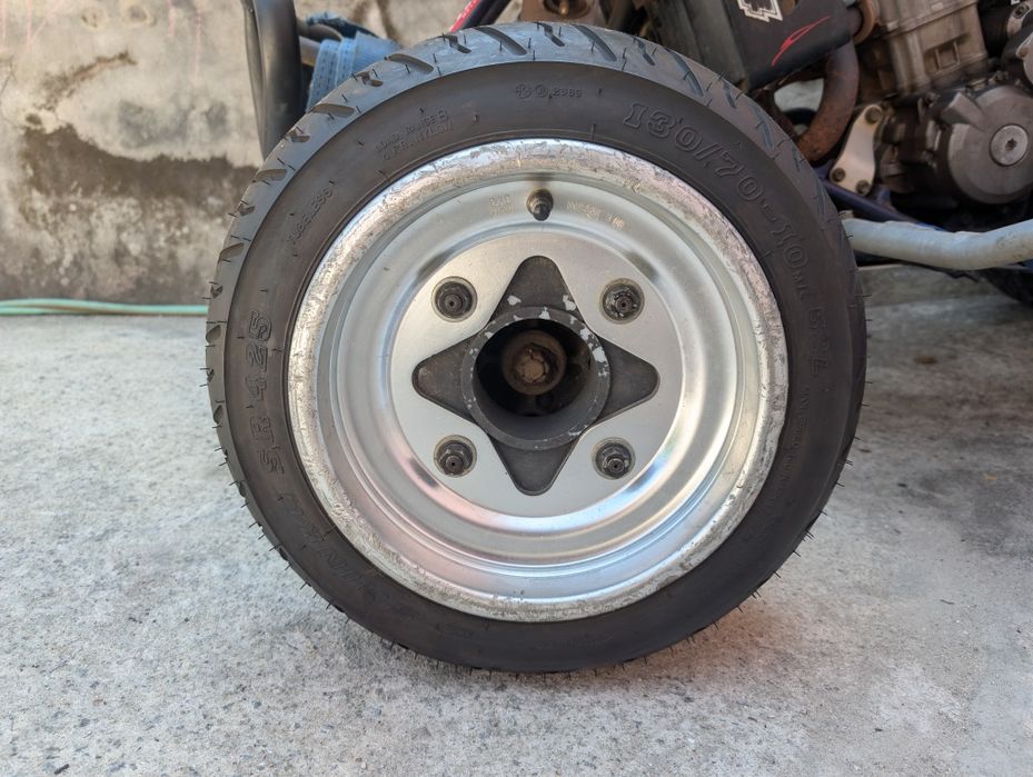 Jantes alumínio Ltz 400 com pneus estrada praticamente novos