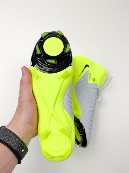 Оригінал! Чоловічі Футбольні Кросівки Nike Phantom Luna Pro 2 (41)