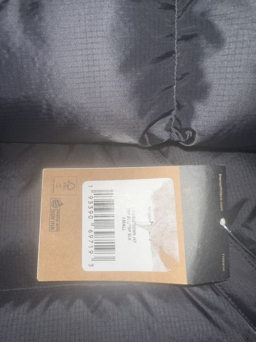 Продам женский пуховик The North Face, р. S.