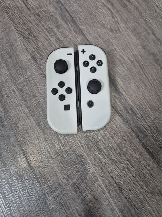 Nintendo SWITCH  OLED новий+гра