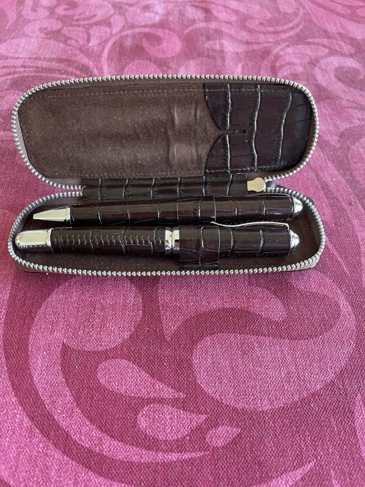 Conjunto canetas Cerrutti em pele crocodilo