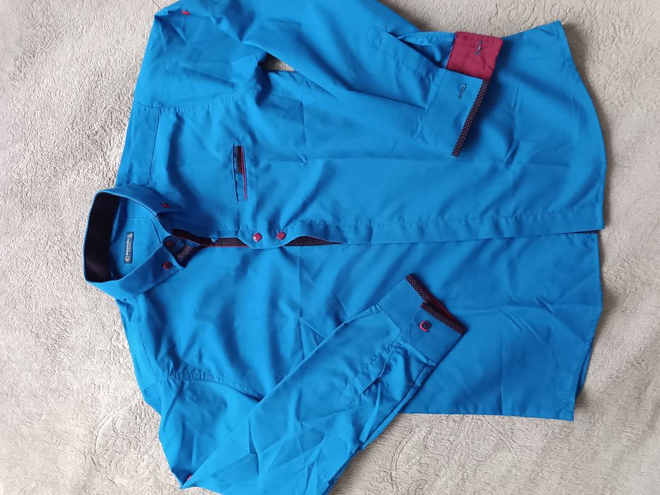 Продам рубашки на хлопчика 10-12 років