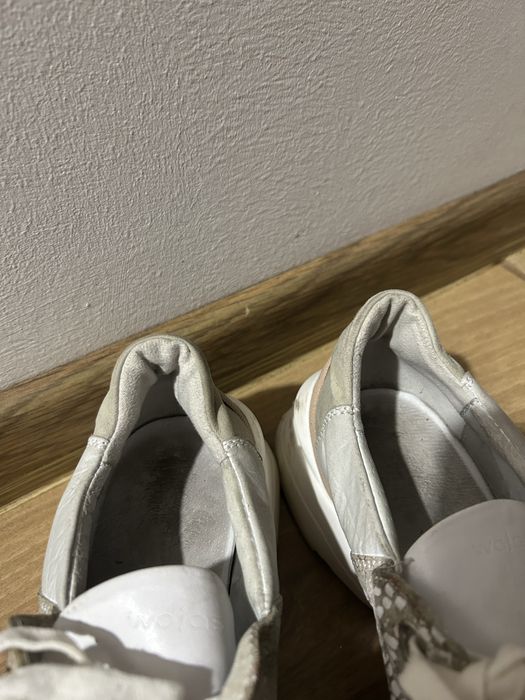 Damskie buty Wojas z motywem zwierzęcym