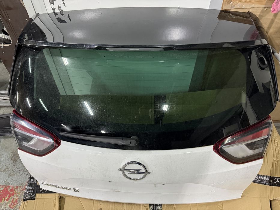 Opel crossland x Tampa da mala completa