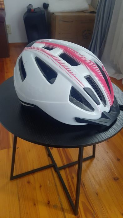 Kask ochronny w bardzo dobrym stanie