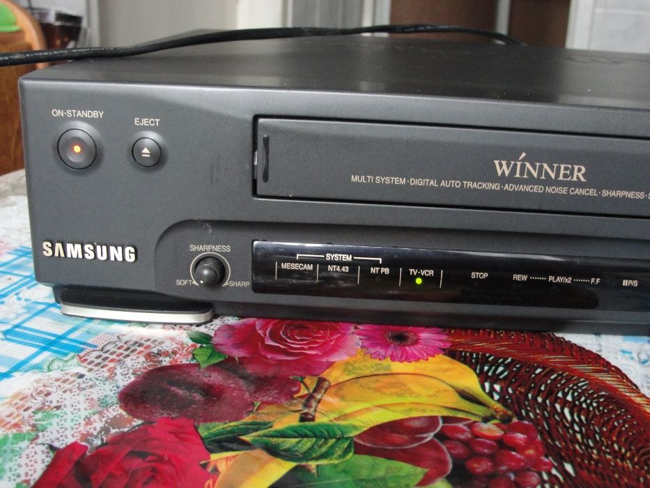 продам видеоплеер Смамсунг