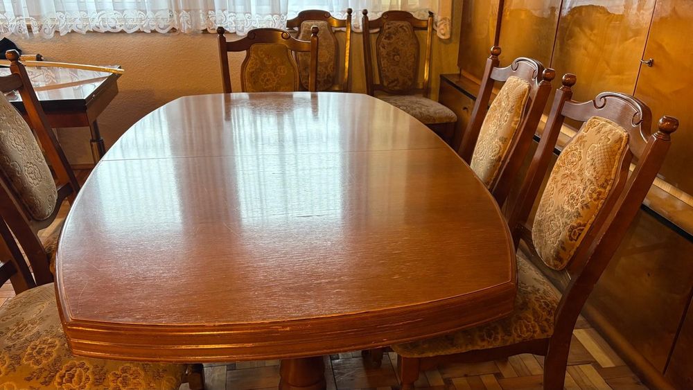 Duży rozsuwany stół na 6/ 12 osób