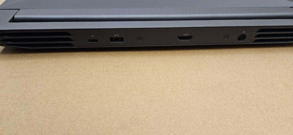 Laptop DELL  G15 5511 NOWY