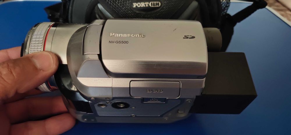 Продам видеокамеру mini DV Panasonic NV GS-500