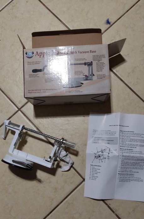 Maszynka do obierania jabłek ziemniaków itp itd