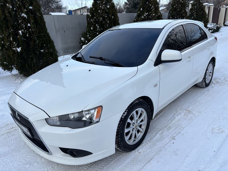 Mitsubishi Lanсеr 2011,1.8, механика, в отличнейшем состоянии!