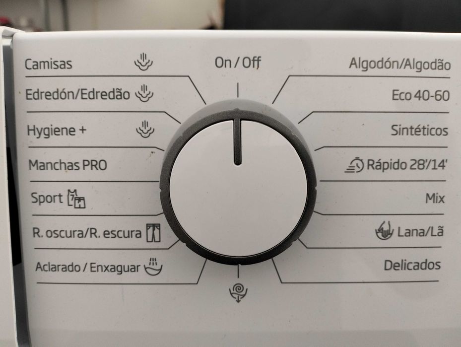 Máquina de Lavar Roupa 9kg