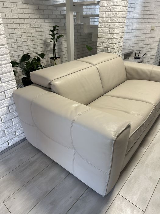 шкіряний диван Natuzzi  з Бельгії. Натуральна шкіра.
