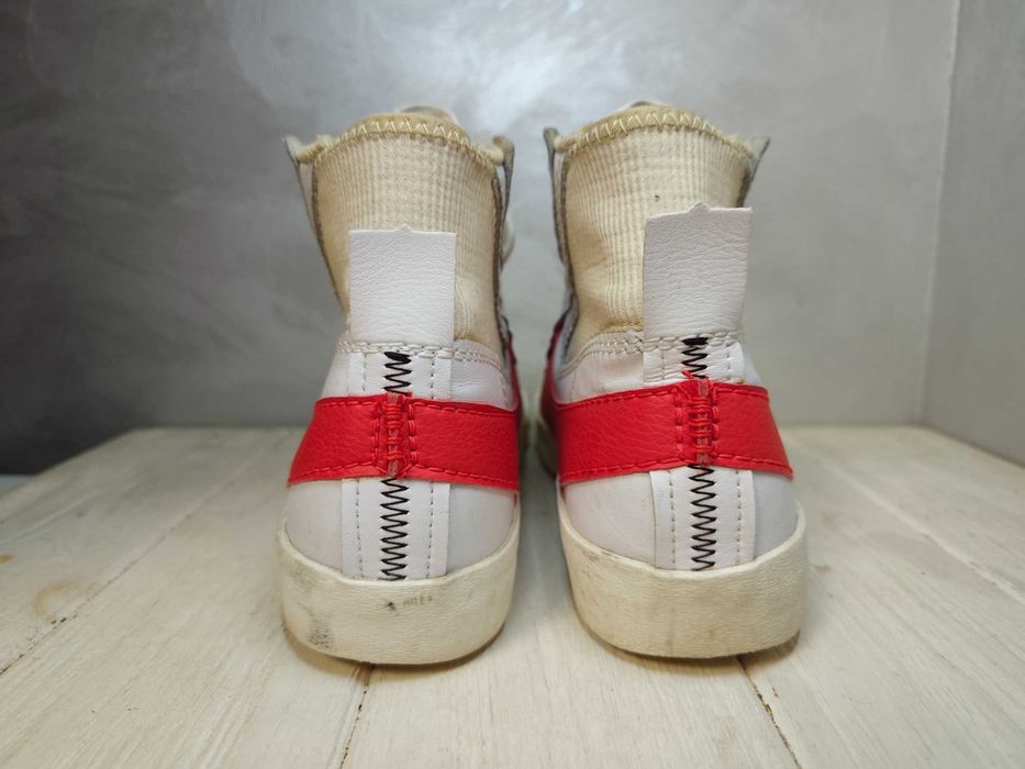 - Nike Blazer Mid '77 Jumbo