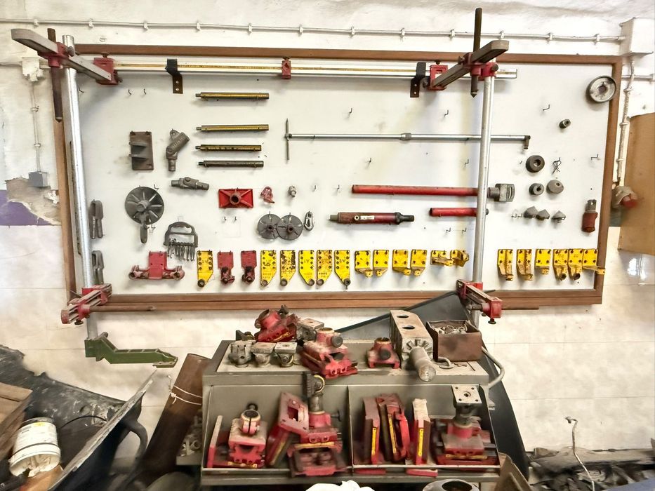 Banco de reparação de chassis Car Bench BT09