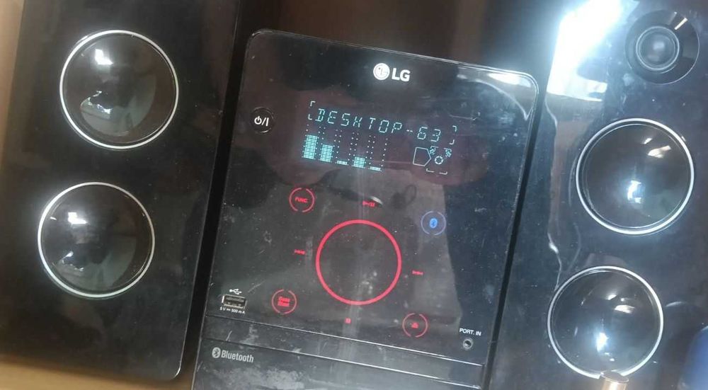 LG XBOOM CM2760 hi-fi програвач